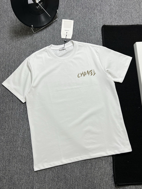 ブランドTシャツ正面デザイン